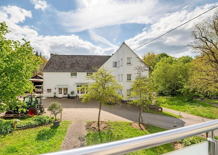 Gaestehaus Muehlenhof - Riesling Maring-Noviand